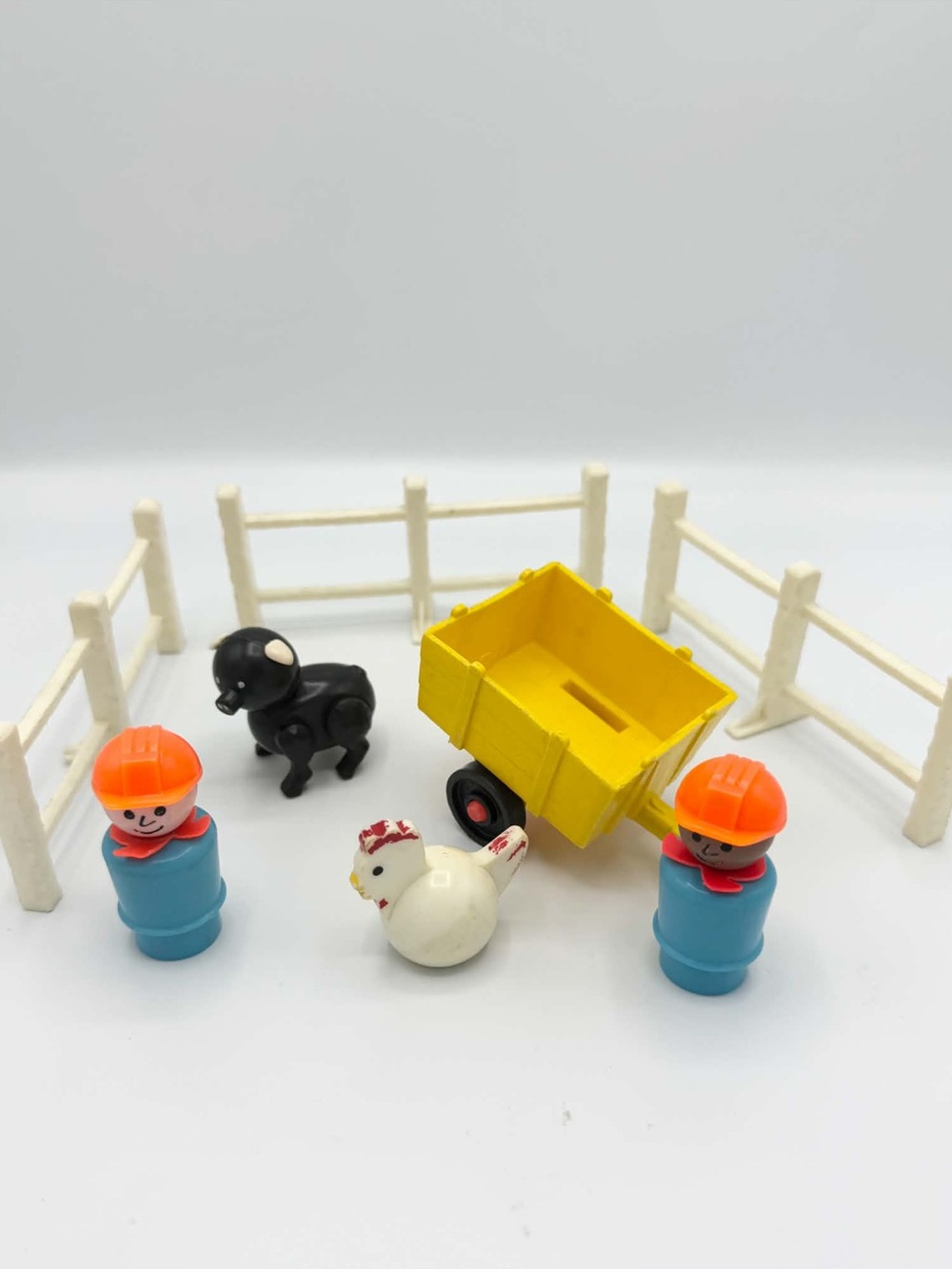 Vintage Fisher Price Little People lot